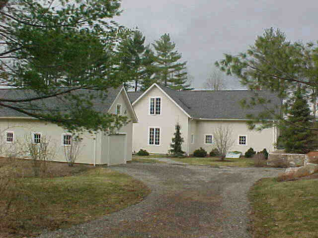 Building photograph for 13 RACE TRACK ROAD